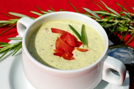 Zucchini-Joghurt-Suppe