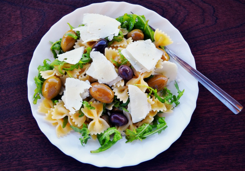 Nudelsalat mit Oliven